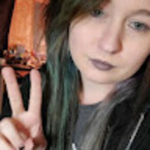 Meet your Posher, Niki